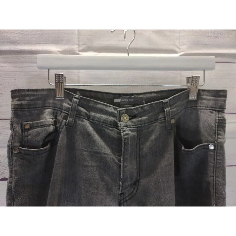 Levis pre owned